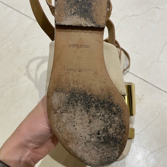 Chloe gold sandals - Picture 4 of 4